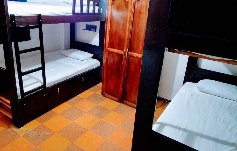Dormitorio Mixto · 4 camas
