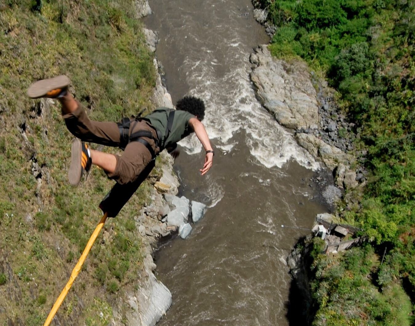 Salto desde el puente
